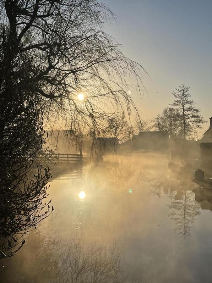 B&B De Meije Nieuwkoop ภายนอก รูปภาพ